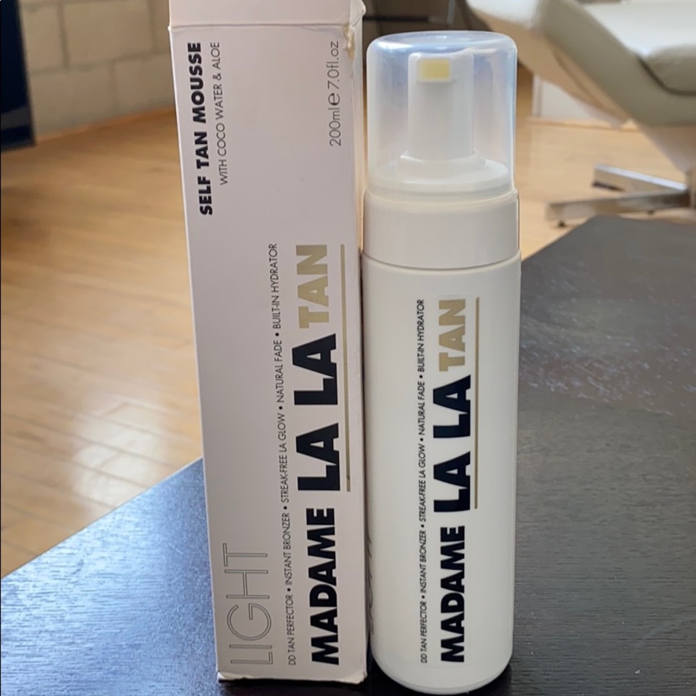 MADAME LA LA Self Tan Mousse - Light 7 oz 200 mL